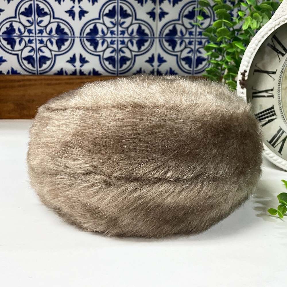 Vintage 1960s Brown Faux Fur Mid Century Pillbox Hat Mod Jackie O Style 22”